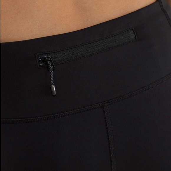 Lululemon Race with Grace Black Crop Legging Capri Women’s size 2 - Picture 14 of 15